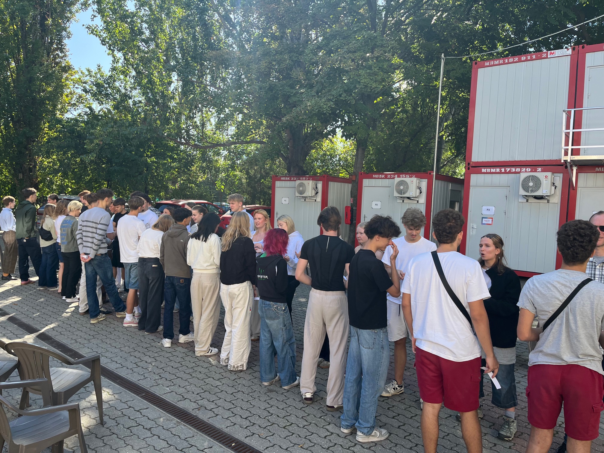 Dániai gimnazisták látogatása